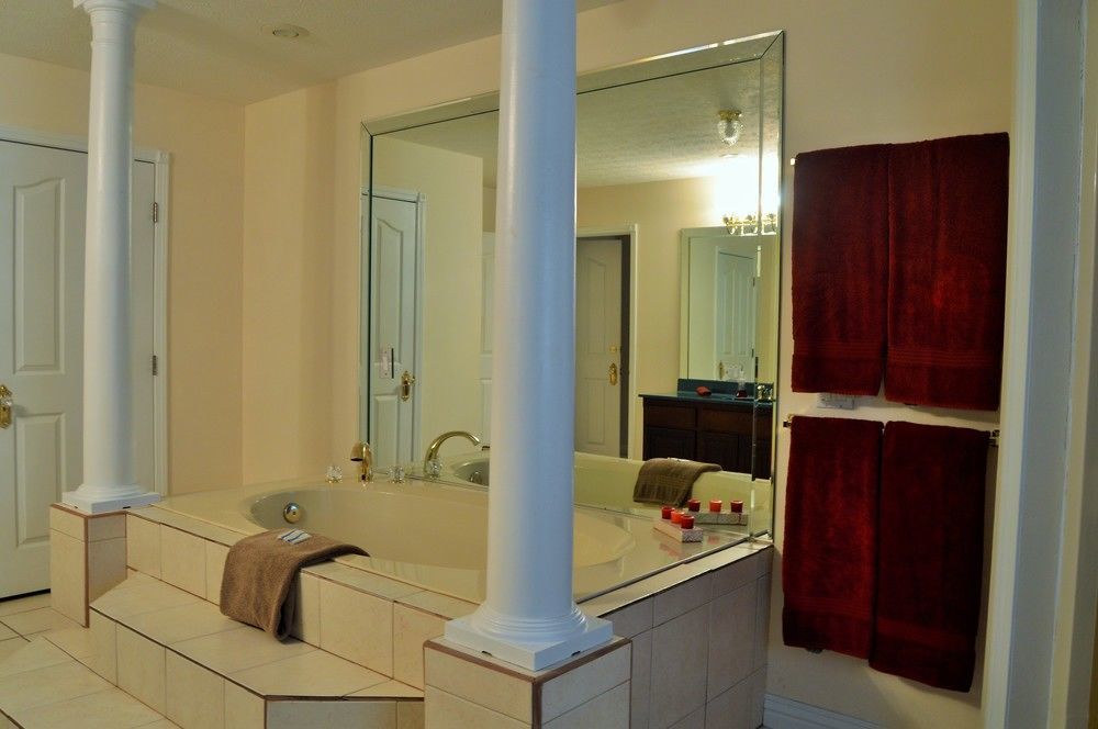 דירות Waynesville Lafayette Grand Manor מראה חיצוני תמונה