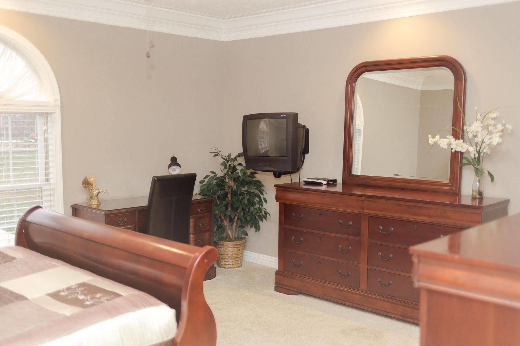 דירות Waynesville Lafayette Grand Manor מראה חיצוני תמונה