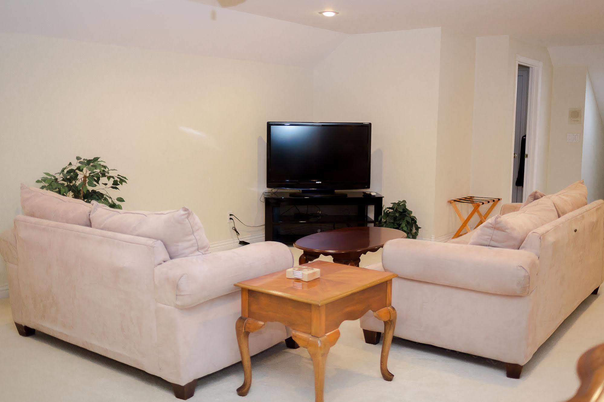 דירות Waynesville Lafayette Grand Manor מראה חיצוני תמונה
